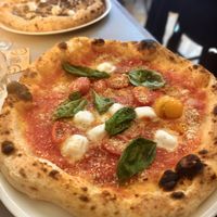 Fresca in vegan 😋🍕 at Tazzi Pizza in Hamburg