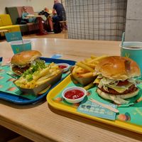  at Vedang - green burger | Bikini in Berlin