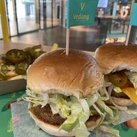 Chili Burger and Veggie Burger with some Chili Cheese Fries  at Vedang - green burger | Bikini in Berlin