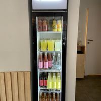 Drinks available. The glasses contain homemade lemonade. at Krowarzywa - Monte Cassino in Szczecin