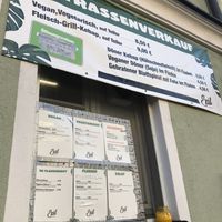 Straßenverkaufgerichte at Exil in Regensburg