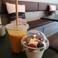 Chia pudding and a "sun" smoothie☀️ at Bonne Femme in Johanneshov