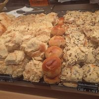 Vegan streuselbrötchen at MOSS am Dom in Aachen