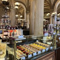 Gebäck- und Törtchenauswahl  at Café Central in Vienna