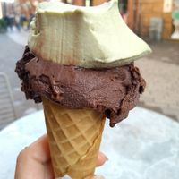 Pistacchio e gianduia, yummy. at Papilla Gelateria in Ravenna