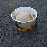 hazelnut ice cream, sugar free at Samadhi Eis in Berlin