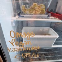 Vegan cheeze at OHNE in Ghent