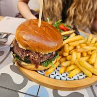 vg burger at Mia Cafe in Marbella