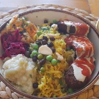 Falafel bowl at Pisekar Vegan Food in Antalya
