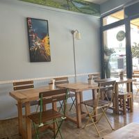 clean/well kept inside    at Pisekar Vegan Food in Antalya