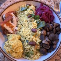 Mixed bowl with felafel and mushrooms!  Yum!!  at Pisekar Vegan Food in Antalya