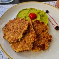 Kinoa burgers and mashed pea at Fit Bar in Belgrade