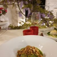 Spaghettone con crema di rape e crumble all'aglio at Taverna della Gelosia in Ostuni
