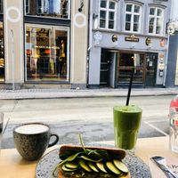 Avocado, cucumber, grilled cheese flavor sandwich (vegan) 🤤🤤🤤 at 42°Raw in Copenhagen