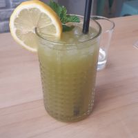 Lemonade at Almalibre Açaí House in Madrid