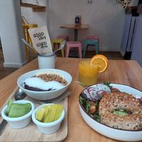 Lecker!  at Almalibre Açaí House in Madrid