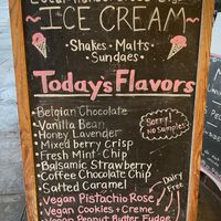 Sign with “today’s flavors" at Cream Bean Berry in Durango