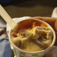 Erdbeer und Erdnuss 😍 at La Gelatiera in Florence