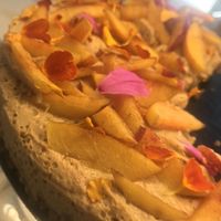 Semifrio pessego at My Green Pastry in Porto