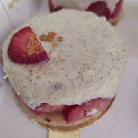 Fraisier at My Green Pastry in Porto