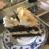 Chocolate base and peanut butter filling at Contribution in Louvain-la-neuve