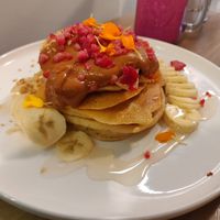 Pancakes de crema de cacahuete - peanut Butter at Lilo Cafe in Barcelona