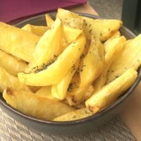 Handmade chips at Gavino Restaurante Bar in Funchal