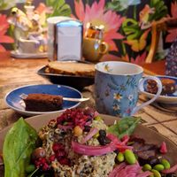 Salade Hummus at Penny Lane Cafe in Aalborg