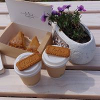 Morning coffee stop 🌱 at Be Kind The Vegan Coffee Caravan in Hayle