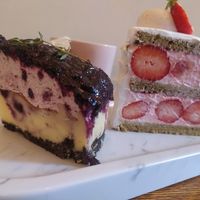 Blueberry cheesecake at Cafe Turtle 카페 거북이 in Seoul