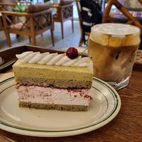 Raspberry and pistachio cake, and soy cream latte at Cafe Turtle 카페 거북이 in Seoul