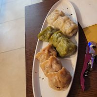 9 steamed dumplings per serve at Su Guan in Florence
