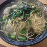 Wonton ramen at Su Guan in Florence