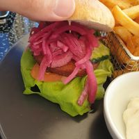 Juno burgaren. at Kanalkrogen Delimo in Linkoping