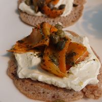 Gruß aus der Küche. Buchweizenpancakes mit Carrot Lox at Velani in Vienna