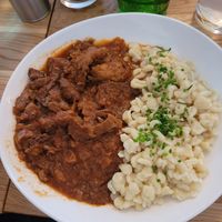 Wiener Saftgulasch mit Spätzle at Velani in Vienna
