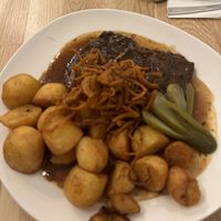 Zwiebelrostbraten 10/10  at Velani in Vienna