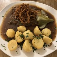 Zwiebelbraten at Velani in Vienna