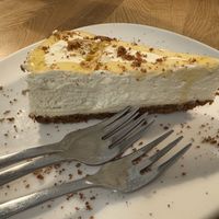 Limoncello Zitronen Cheesecake  at Velani in Vienna