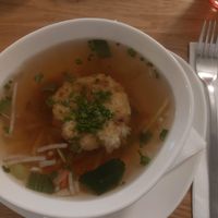 Kapressknödelsuppe at Velani in Vienna