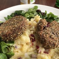 Blunzn radl mit Erdäpfel Salat  at Velani in Vienna