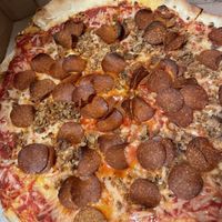 “Meat haters” pizza pie  at Pizza Mia in Newburgh