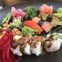 11 piece vegan sushi at Hamzo Sushi in Stockholm