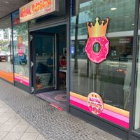Main entrance  at Royal Donuts in Kassel