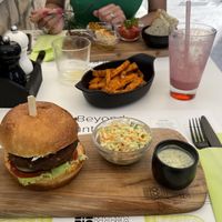 BioMania burger   at BioMania Bistro Bol in Bol