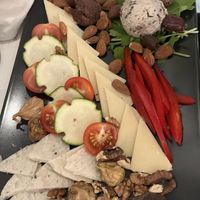 Vegan cheeseboard at BioMania Bistro Bol in Bol