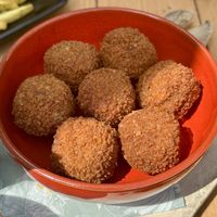 Vegan bitterballen  at Suikerkist in Breda