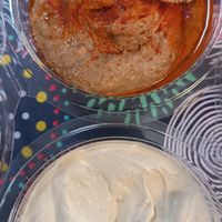 Hummus y queso de anacardos at Vegetopia in Gran Canaria