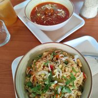 Sind 3 Jahre später wieder hier, sehr lecker. Asia rice und vegan Meatball at Vegetopia in Gran Canaria