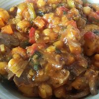 Ropa vieja (dirty clothes) - Yummy Canarian stew at Vegetopia in Gran Canaria